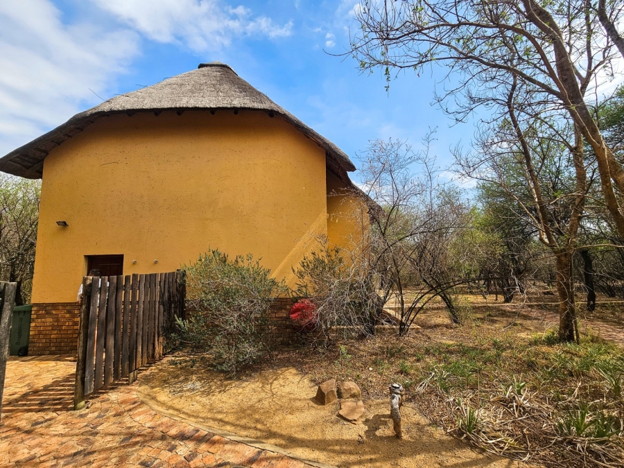 3 Bedroom Property for Sale in Boschenvaal River Front Lodges Free State